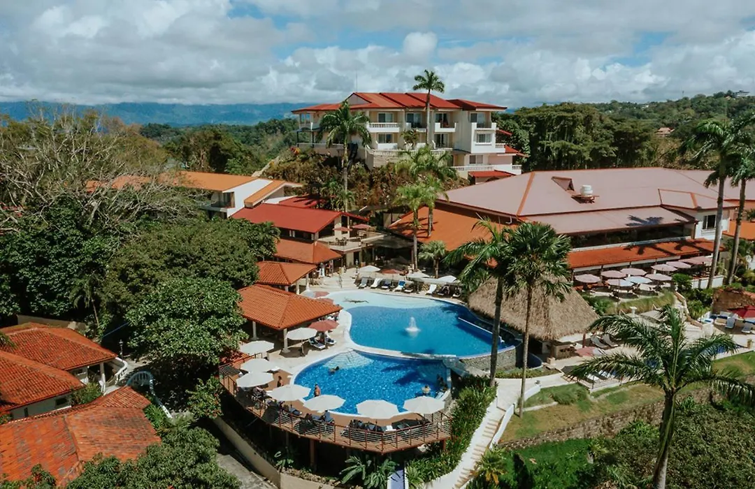 Parador Nature Resort And Spa-1